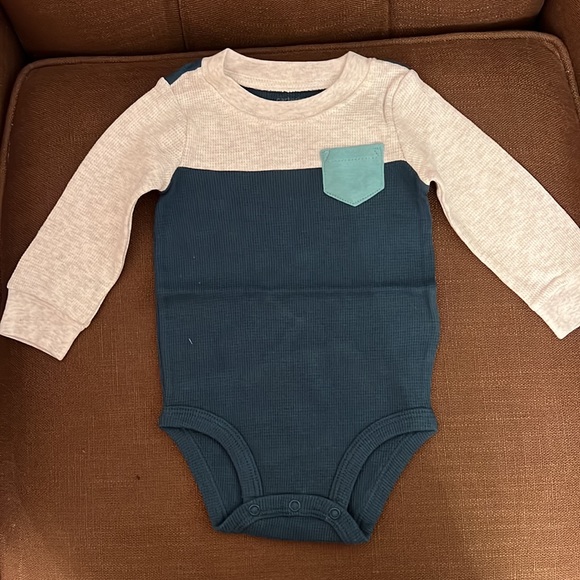 NWT Carter's 3 piece set size 9 months - Picture 6 of 7